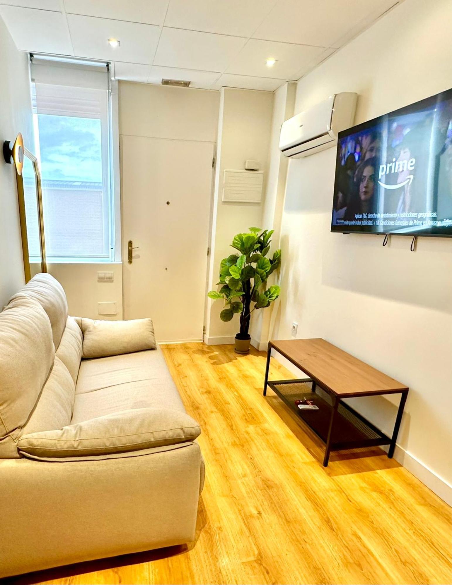 Apartamentos Noviembre Madrid Exteriér fotografie